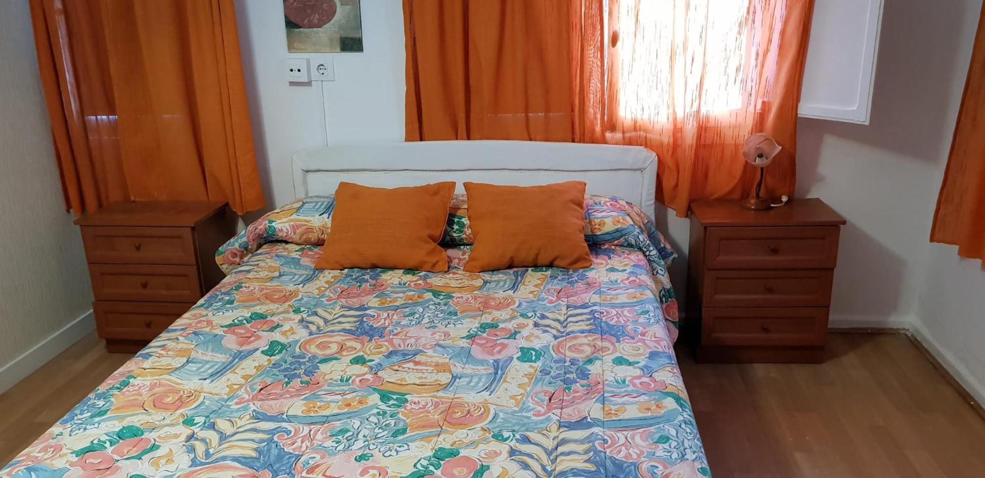 En Finca Las Dunas Dos Chalets Con Jacuzzis En Primera Linea De Playa , Uno De 4 Dormitorios Y Otro De 2 Dormitorios, Llama Al Seiscientos Veintisiete Cuatrocientos Diecisiete Trescientos Noventa Y Ocho Rota Exterior foto