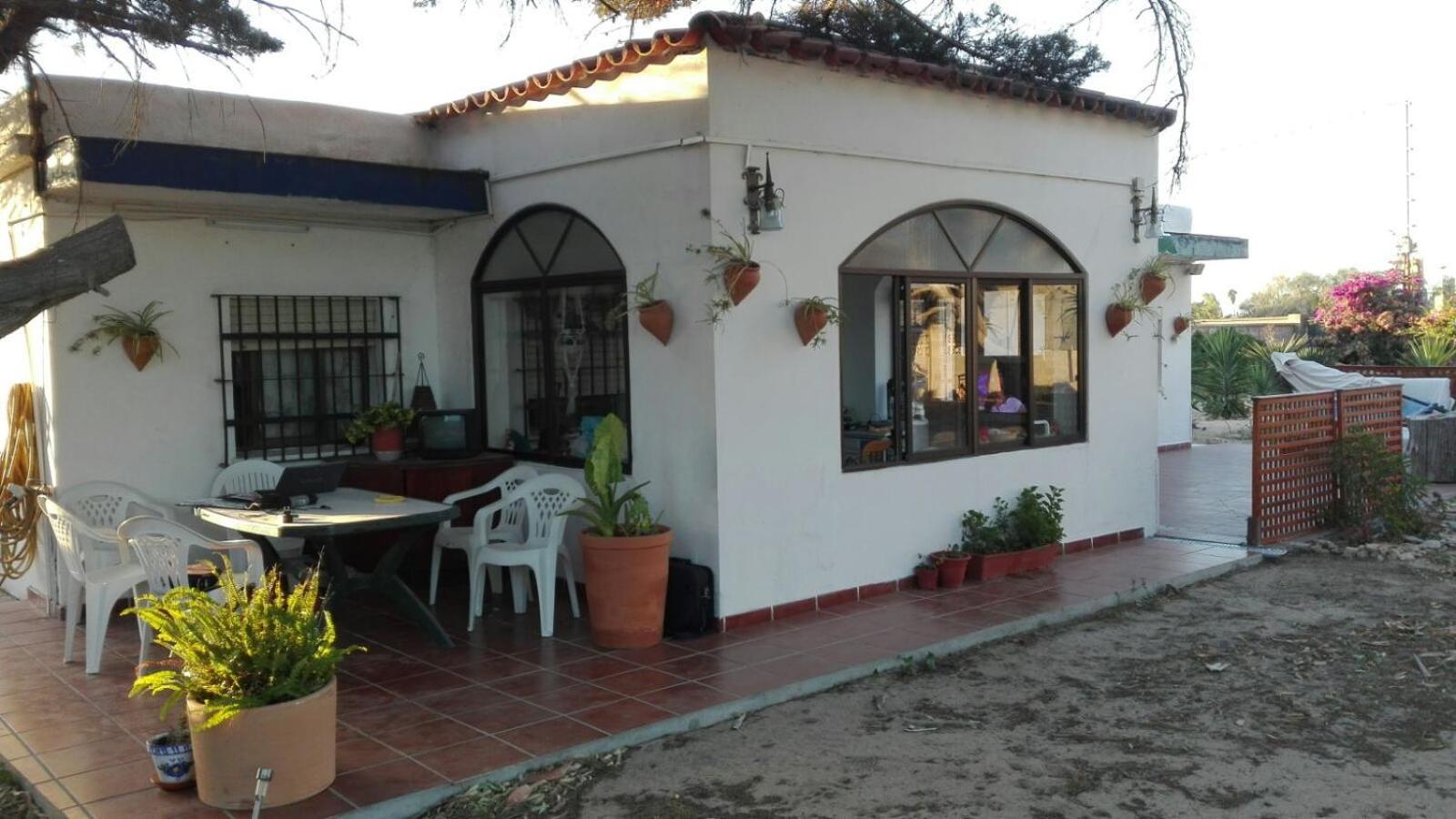 En Finca Las Dunas Dos Chalets Con Jacuzzis En Primera Linea De Playa , Uno De 4 Dormitorios Y Otro De 2 Dormitorios, Llama Al Seiscientos Veintisiete Cuatrocientos Diecisiete Trescientos Noventa Y Ocho Rota Exterior foto